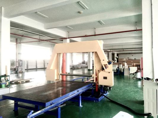 ماشین برش فوم PU جمع و جور و قابل اعتماد برای کار آسان ماشین برش افقی